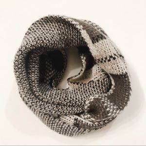 Infinity Scarf **accepting all reasonable offers**